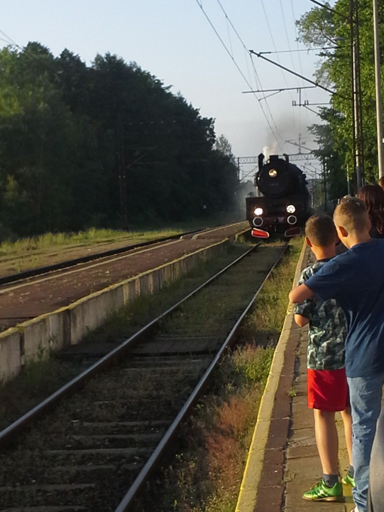 Pociąg „PIRAT” na szynach