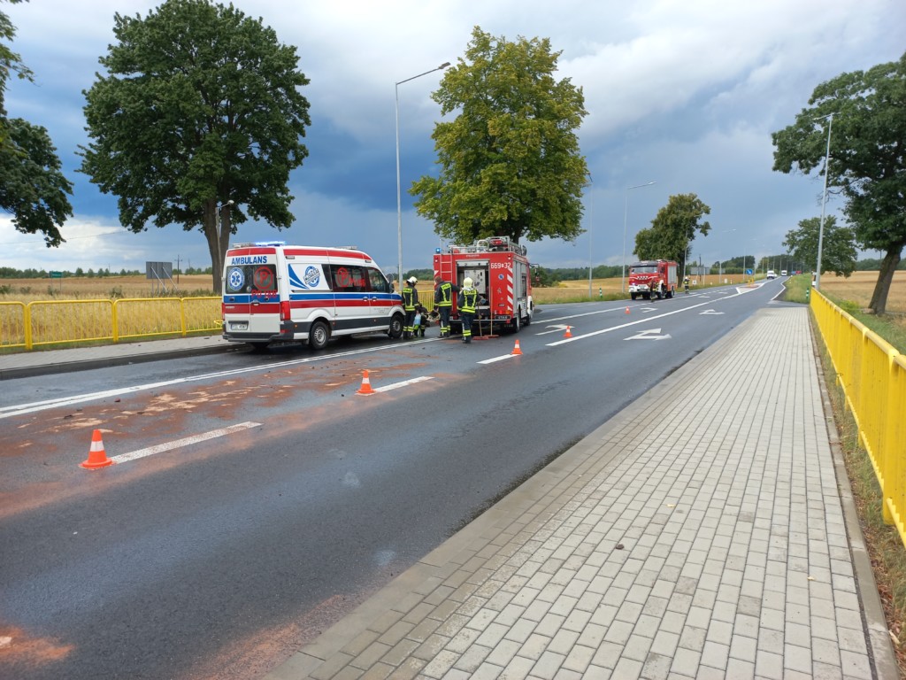 Kolizja na skrzyżowaniu DK11-Brokęcino