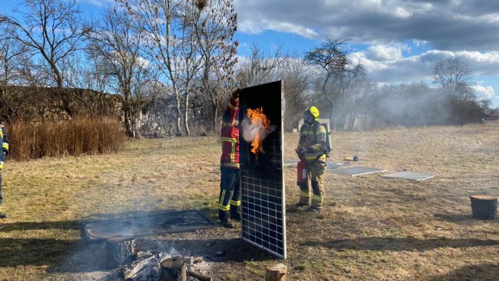 Warsztaty z zakresu działań z udziałem pojazdów elektrycznych i fotowoltaiki