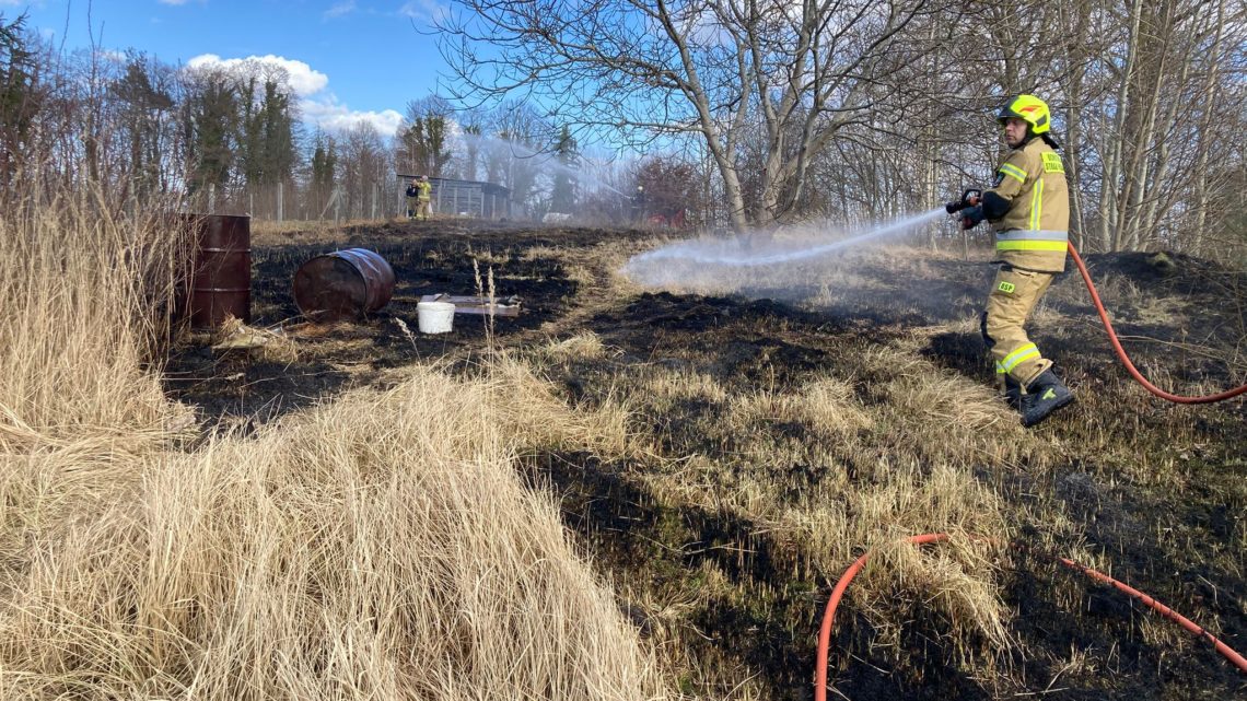 Pożar traw – Łomczewo